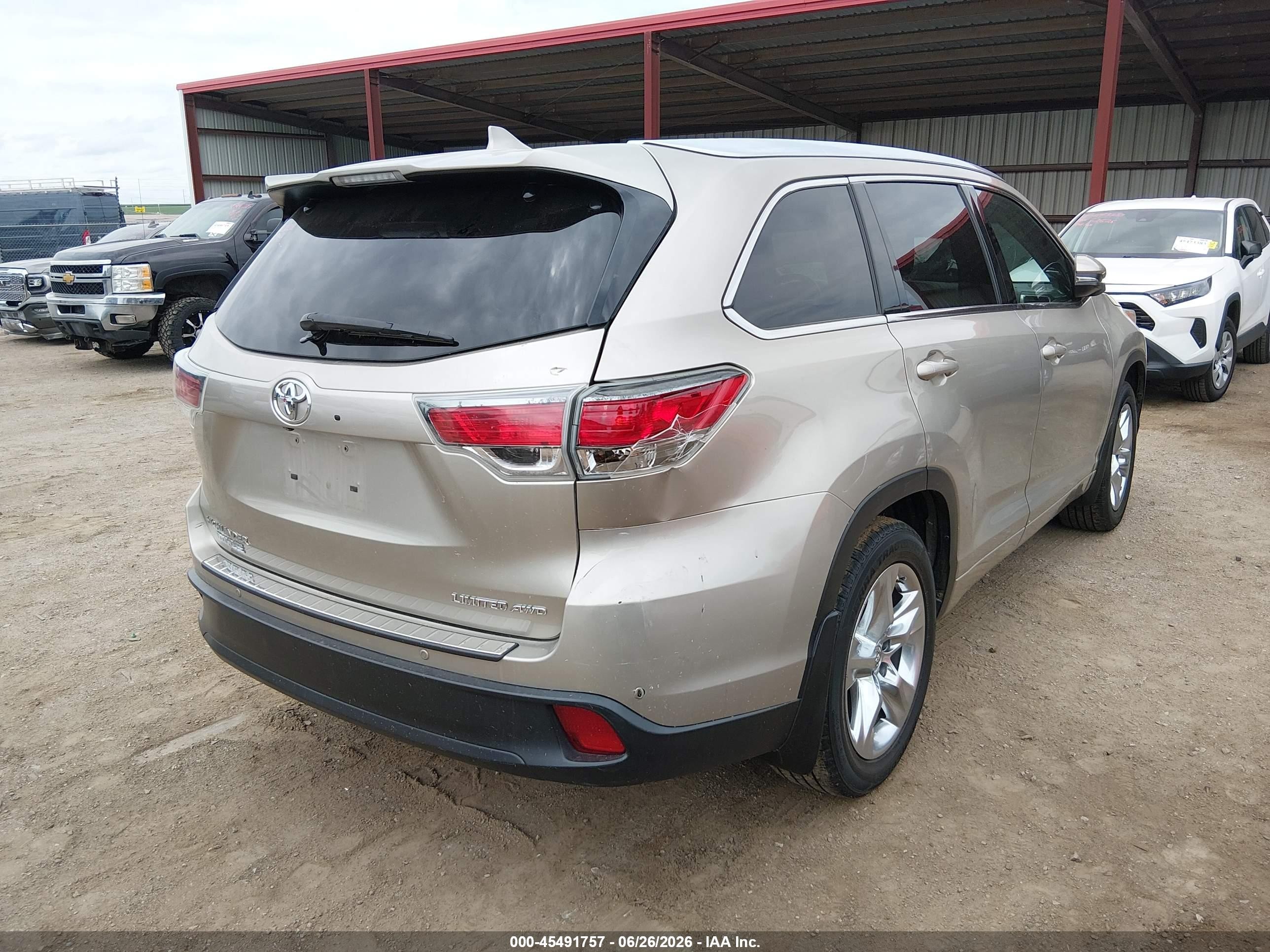 2015 Toyota Highlander Limited Platinum V6 Gold vin: 5TDDKRFH9FS074407