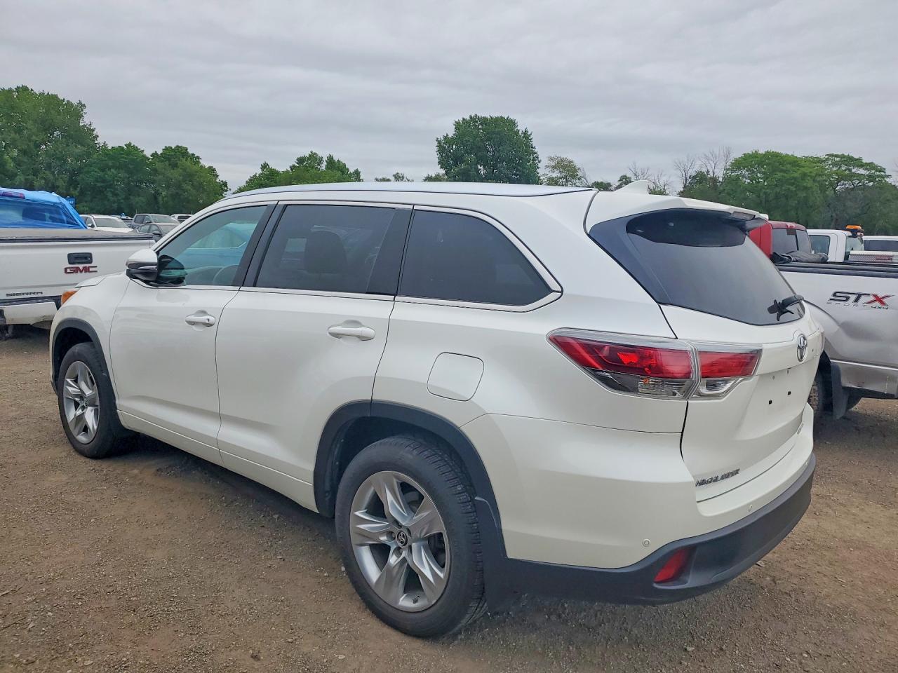 2016 Toyota Highlander Limited Белый vin: 5TDDKRFH9GS243973