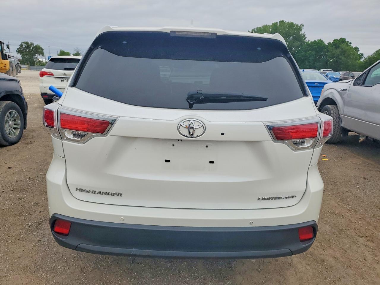 2016 Toyota Highlander Limited Белый vin: 5TDDKRFH9GS243973