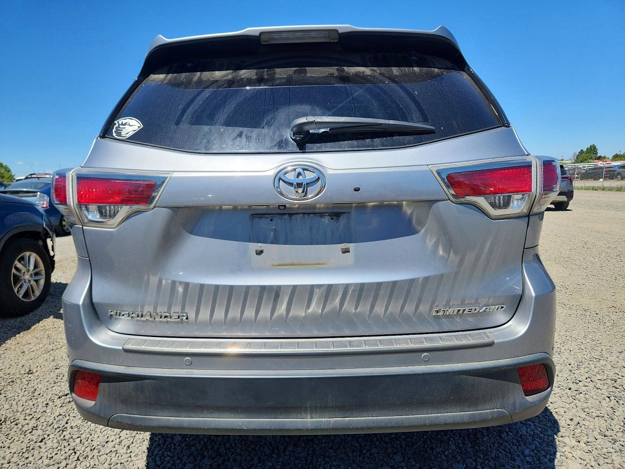 2014 Toyota Highlander Limited Platinum Silver vin: 5TDDKRFHXES047523