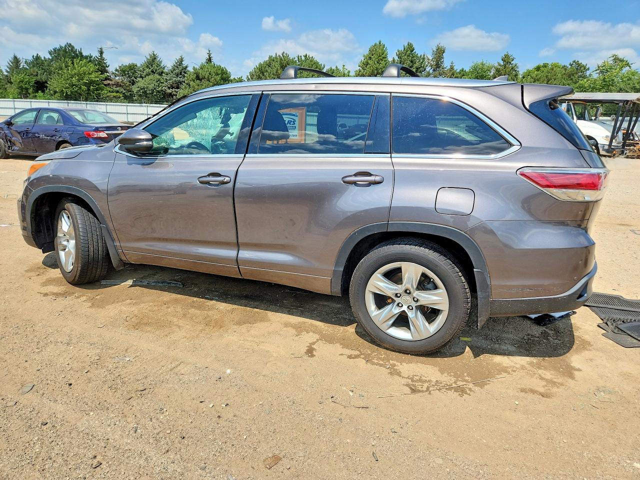 2015 Toyota Highlander Limited Platinum Gray vin: 5TDDKRFHXFS082113
