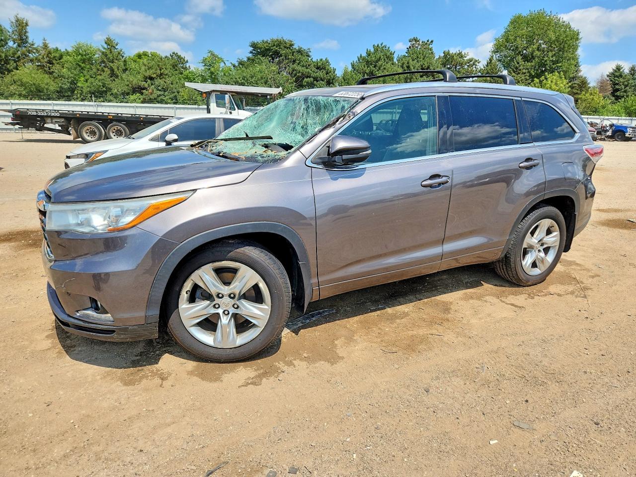2015 Toyota Highlander Limited Platinum Gray vin: 5TDDKRFHXFS082113