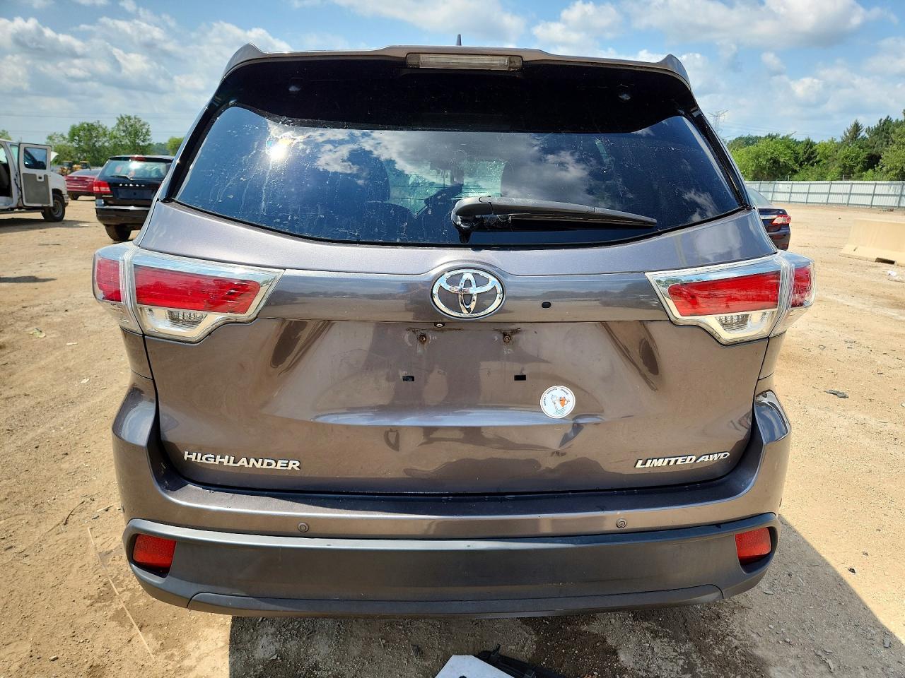 2015 Toyota Highlander Limited Platinum Gray vin: 5TDDKRFHXFS082113