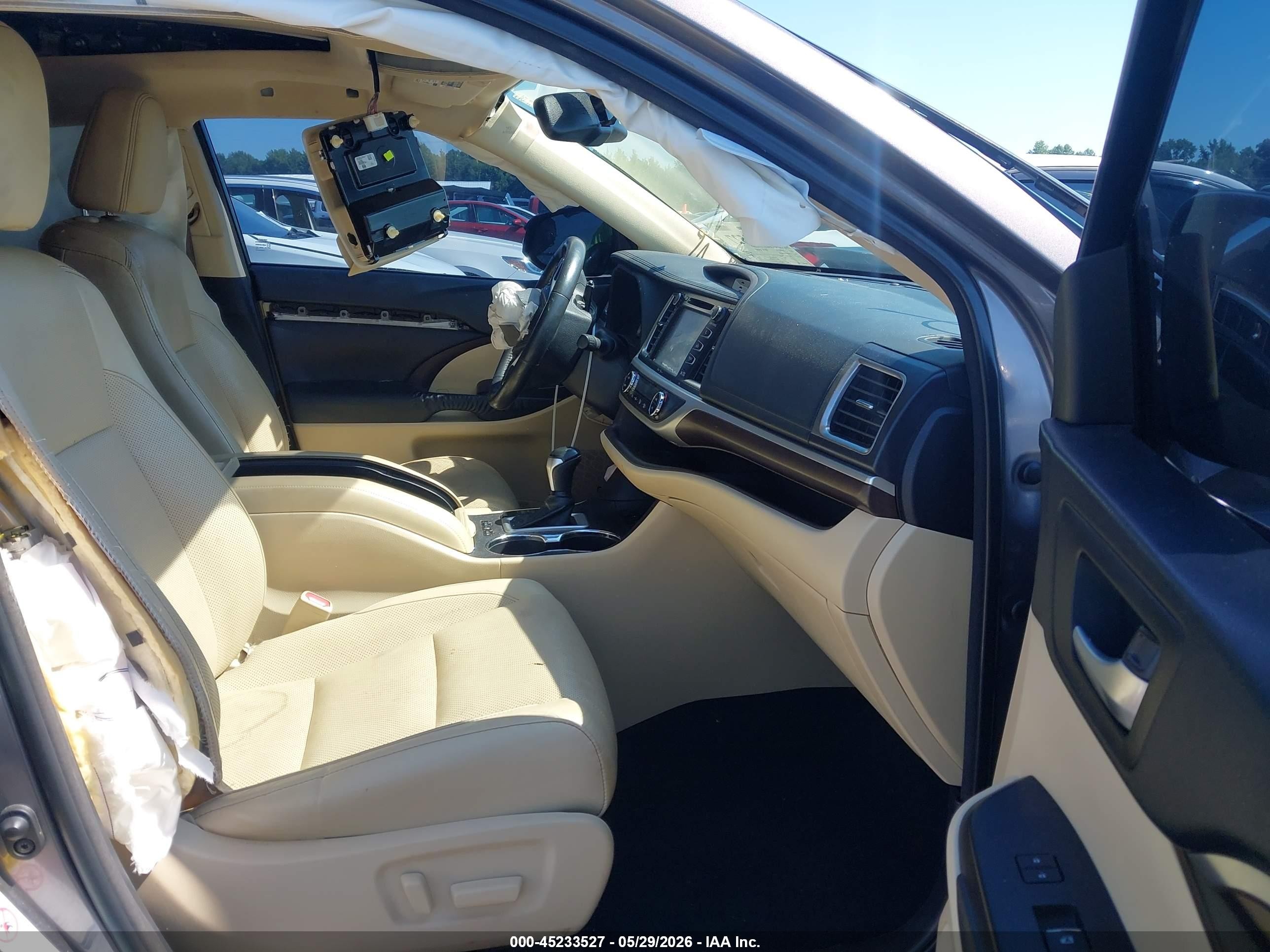 2015 Toyota Highlander Limited Platinum V6 Gray vin: 5TDDKRFHXFS082287