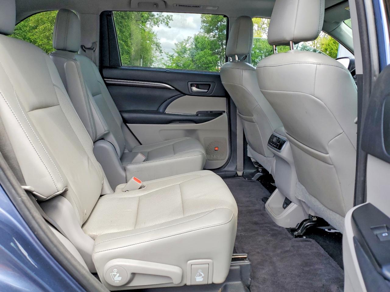 2015 Toyota Highlander Limited Синий vin: 5TDDKRFHXFS144240