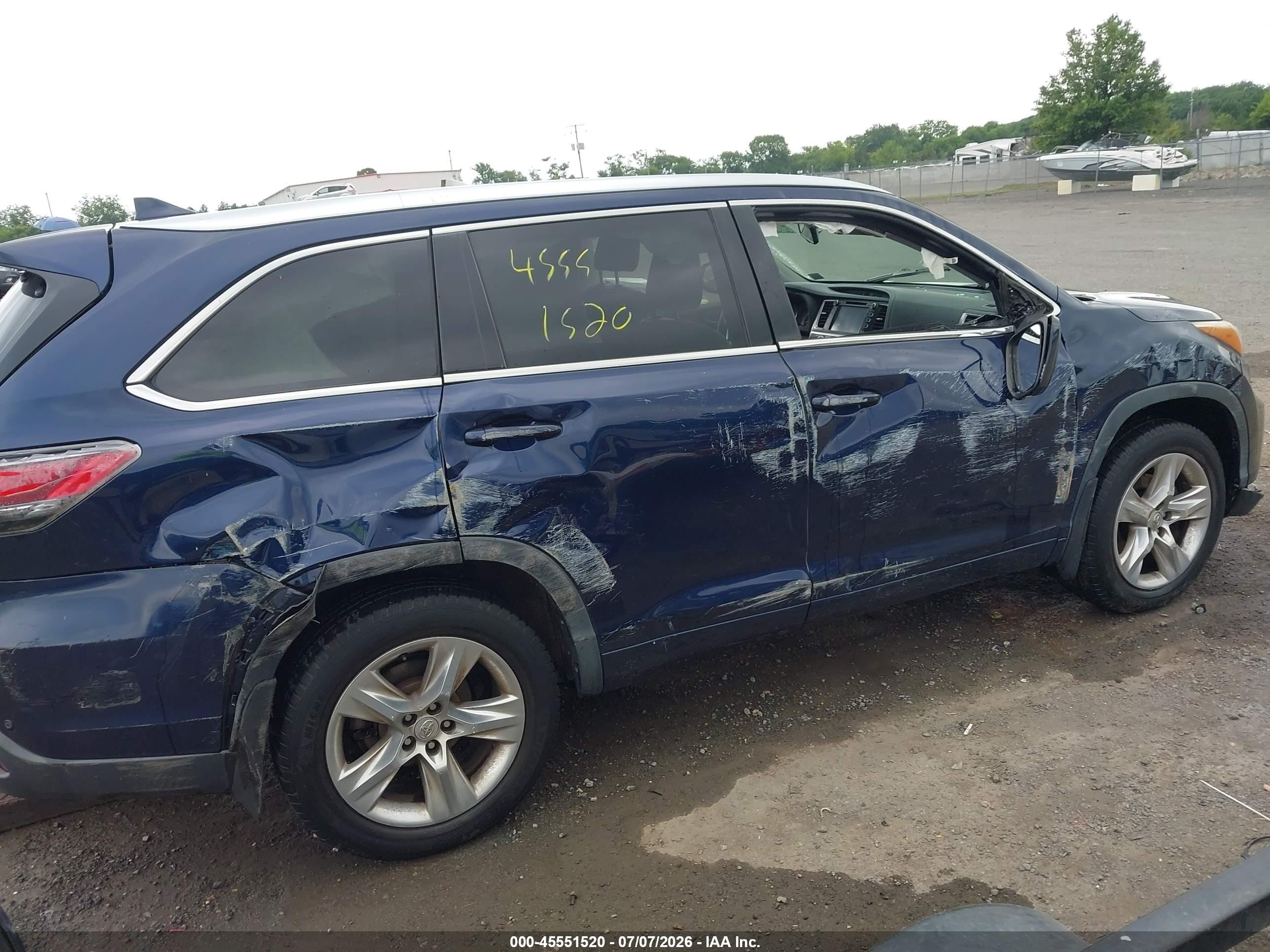 2015 Toyota Highlander Limited Platinum V6 Blue vin: 5TDDKRFHXFS185550