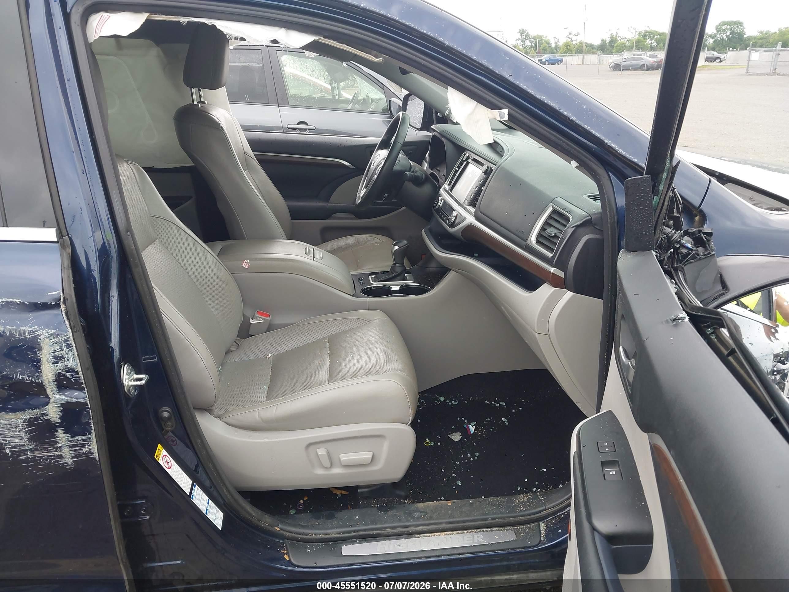 2015 Toyota Highlander Limited Platinum V6 Blue vin: 5TDDKRFHXFS185550