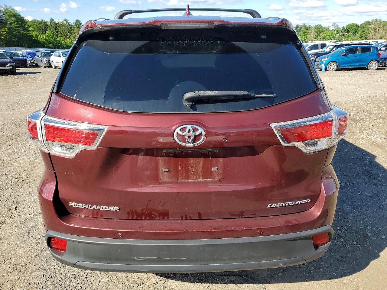 2015 Toyota Highlander Limited Red vin: 5TDDKRFHXFS201214