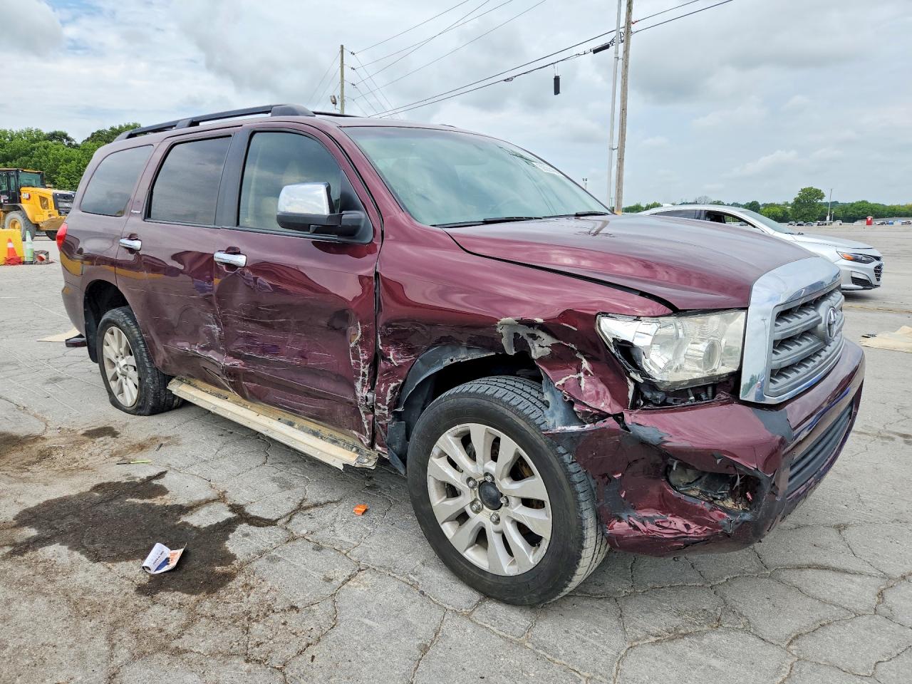 2010 Toyota Sequoia Platinum Burgundy vin: 5TDDW5G10AS029864