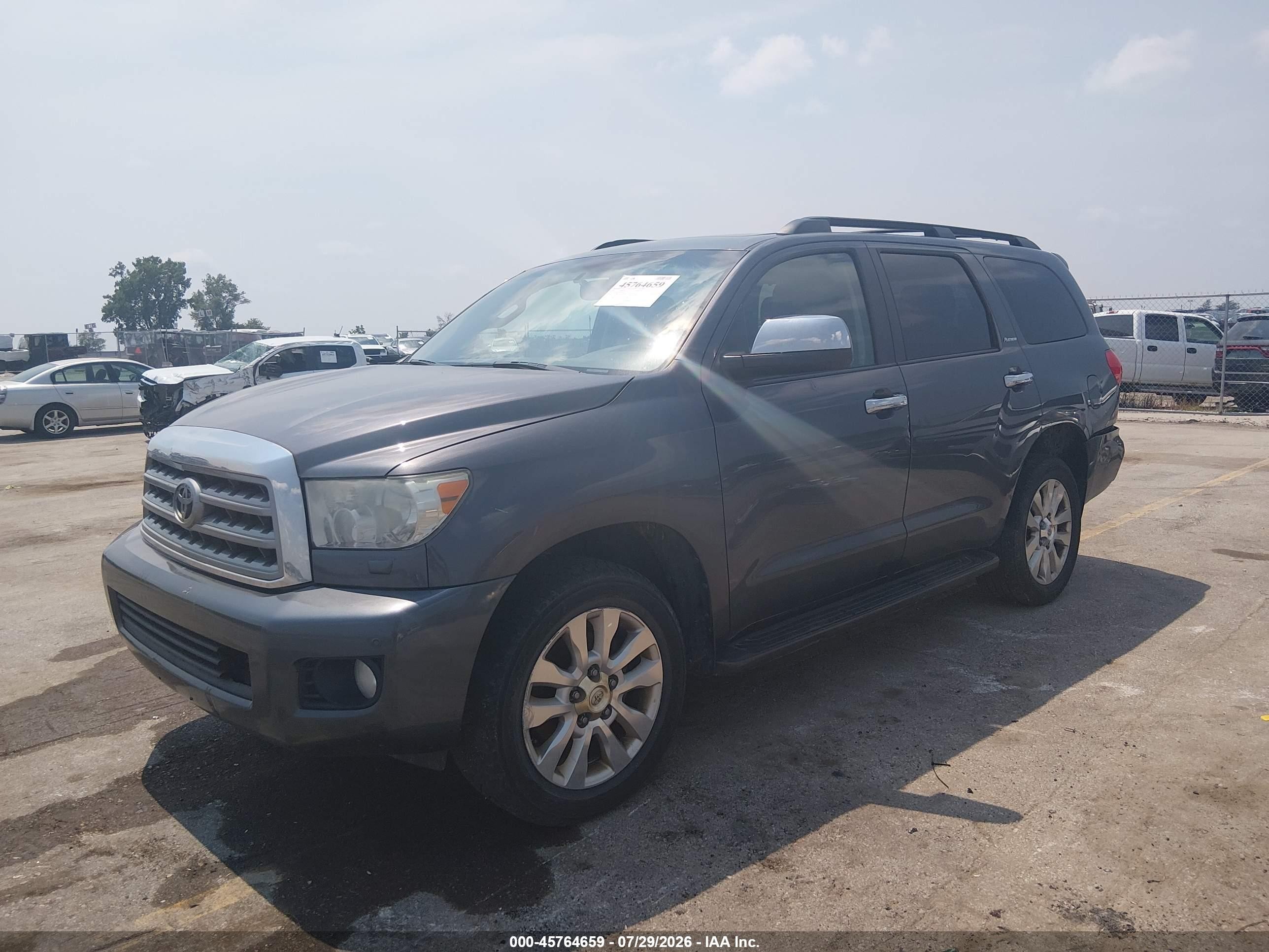 2012 Toyota Sequoia Platinum 5.7l V8 Серый vin: 5TDDW5G11CS072287