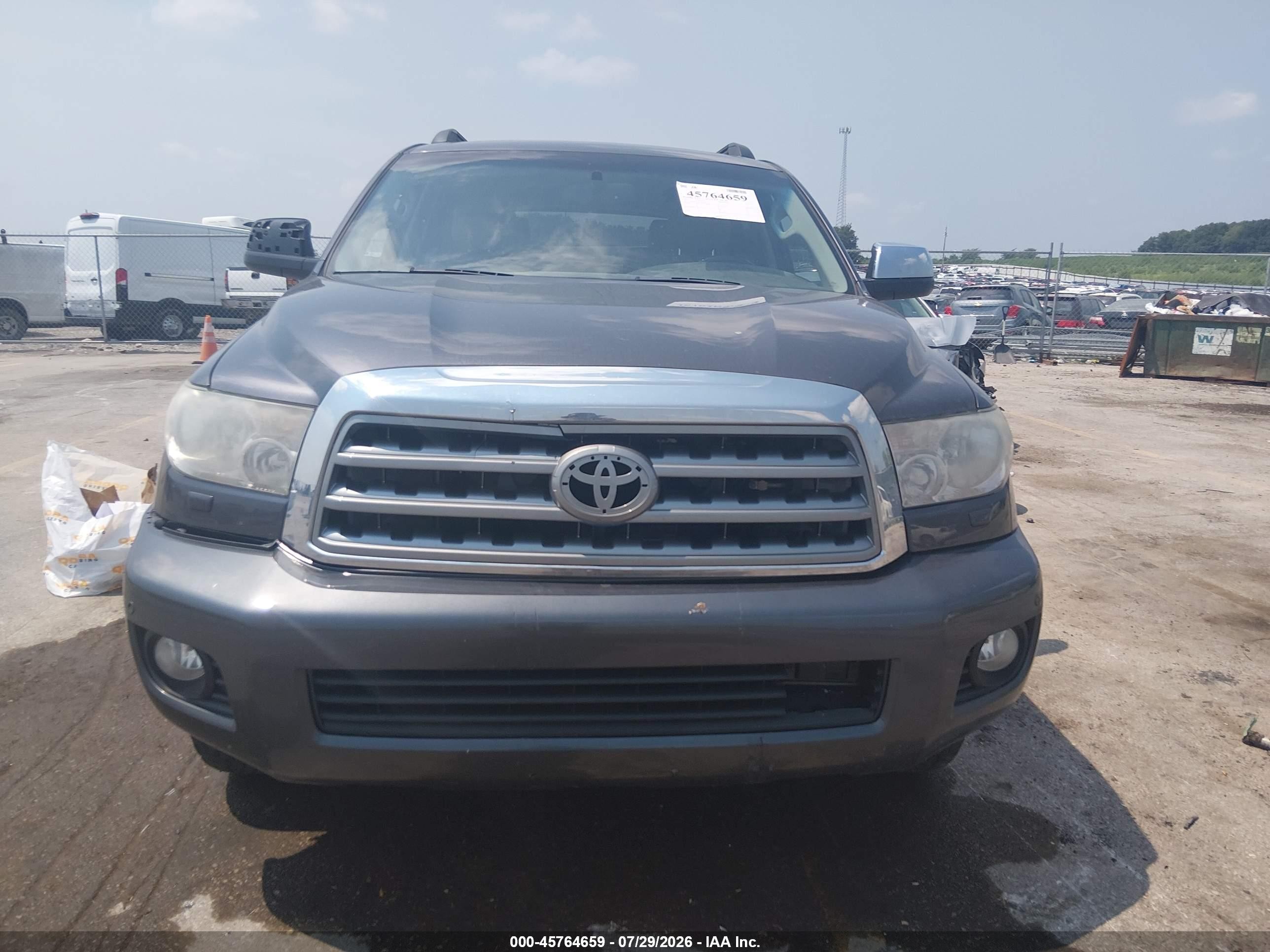 2012 Toyota Sequoia Platinum 5.7l V8 Серый vin: 5TDDW5G11CS072287