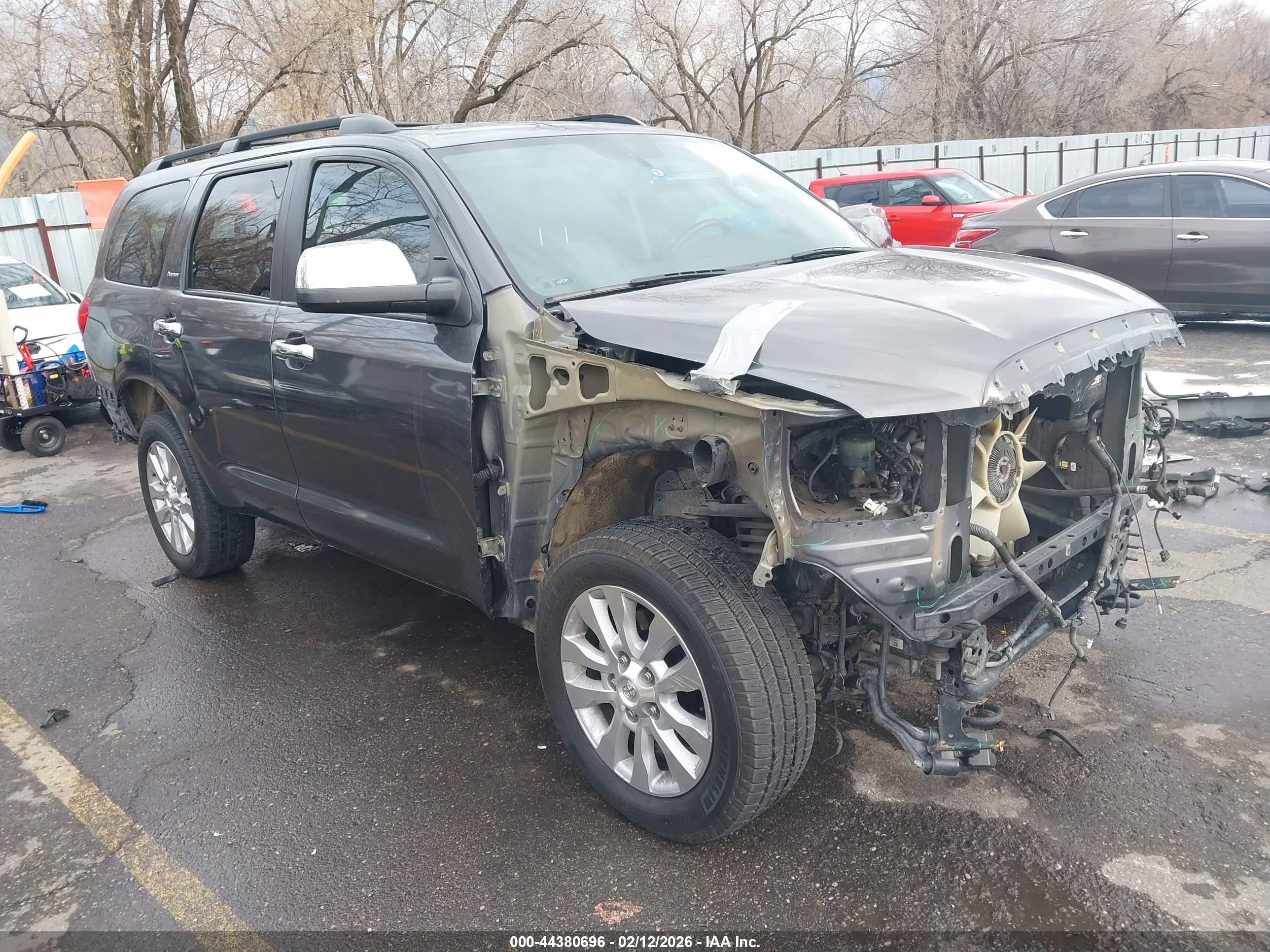2014 Toyota Sequoia Platinum 5.7l V8 Gray vin: 5TDDW5G11ES096060