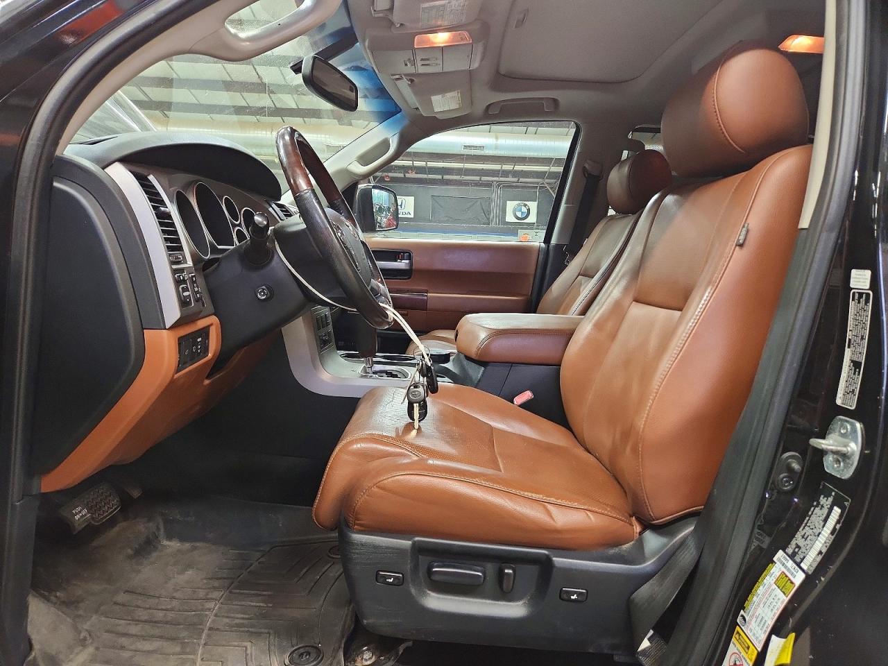 2012 Toyota Sequoia Platinum Black vin: 5TDDW5G12CS059404