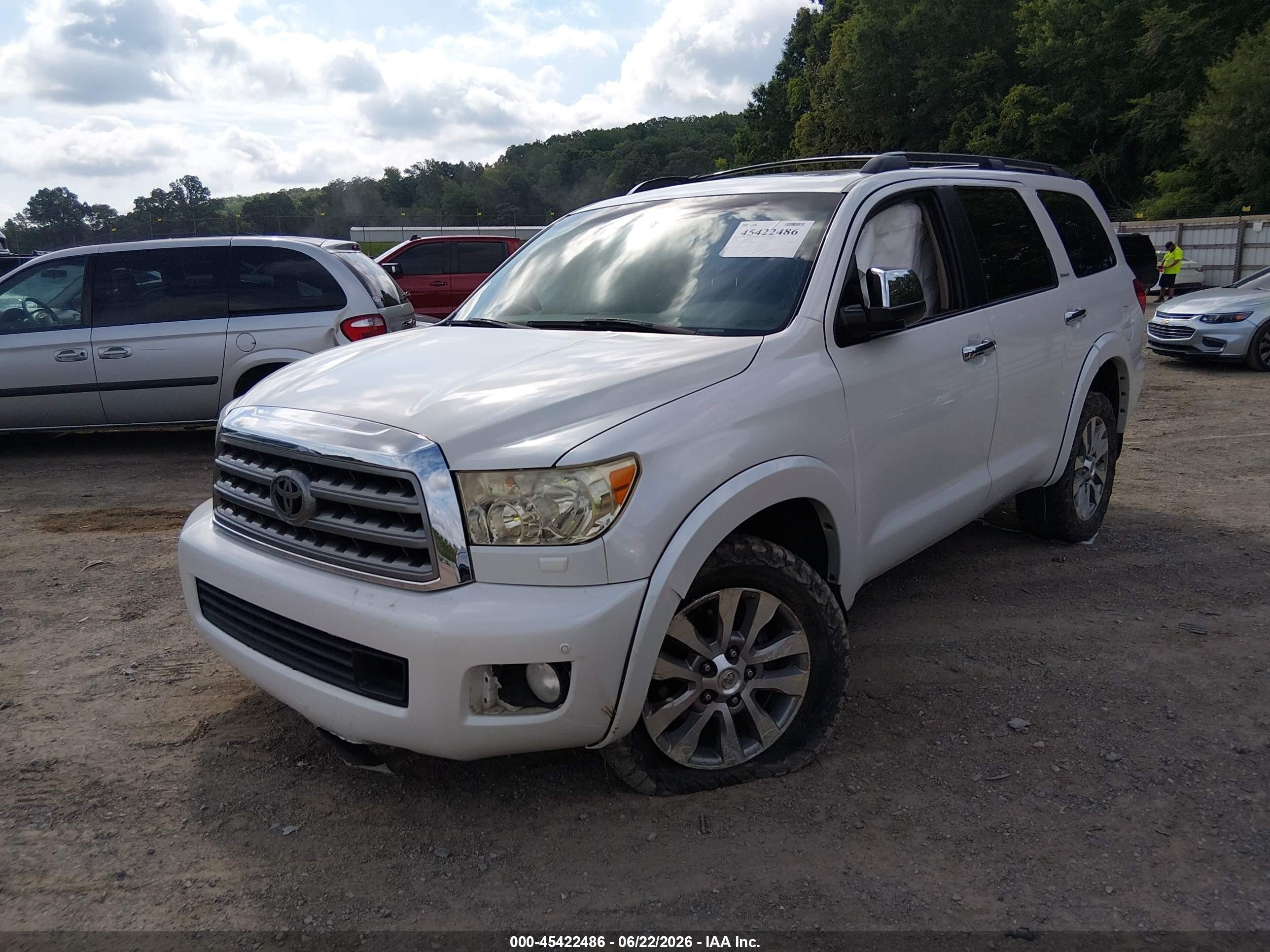 2010 Toyota Sequoia Platinum 5.7l V8 White vin: 5TDDW5G13AS033228