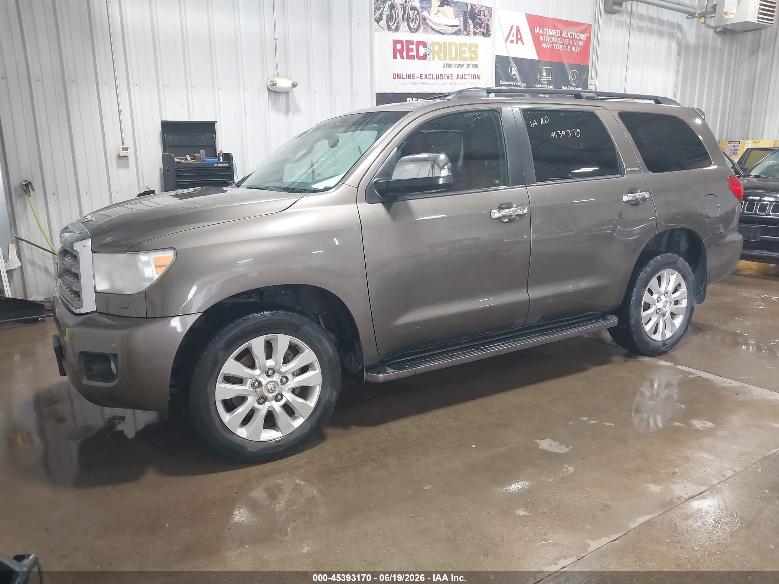2012 Toyota Sequoia Platinum 5.7l V8 Gold vin: 5TDDW5G13CS070492