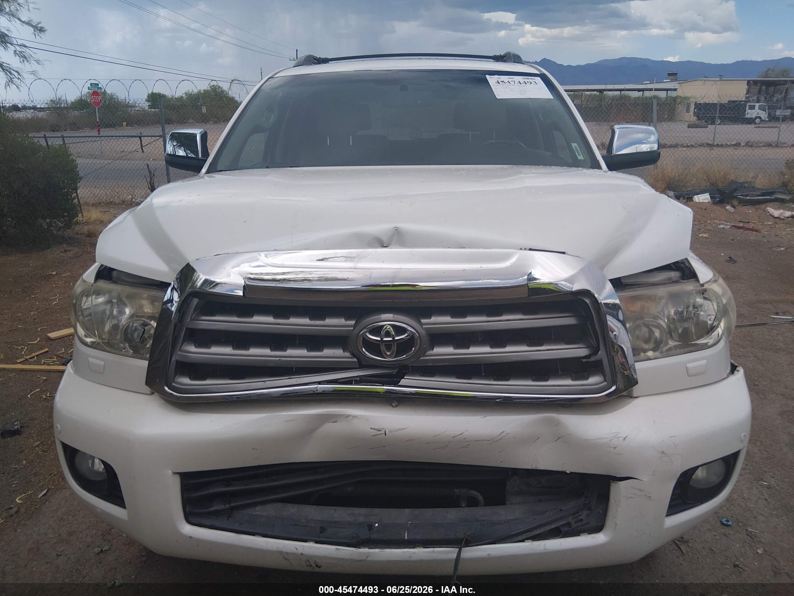 2014 Toyota Sequoia Platinum 5.7l V8 White vin: 5TDDW5G13ES109908