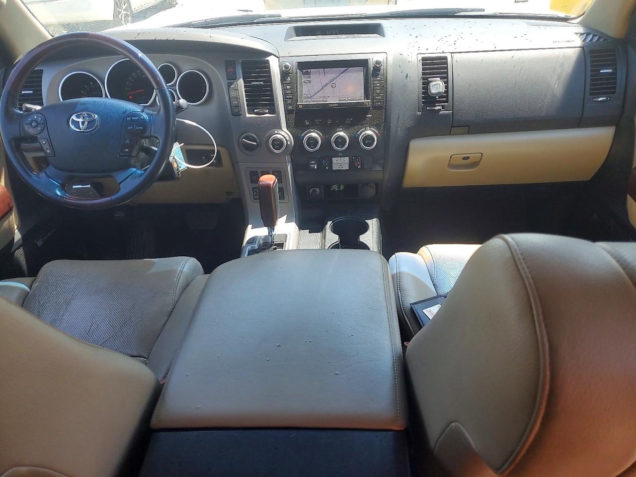2012 Toyota Sequoia Platinum White vin: 5TDDW5G14CS059792