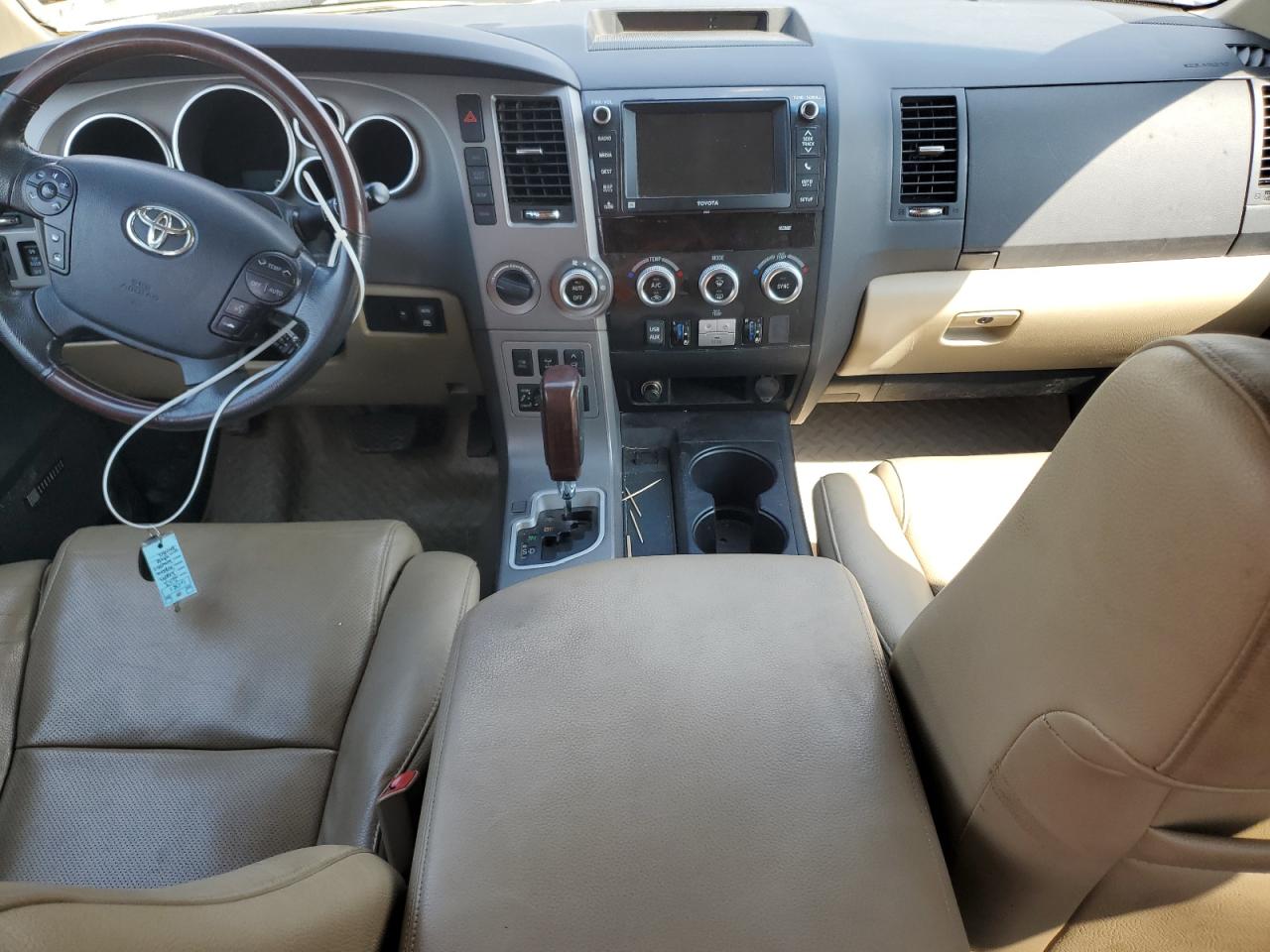 2013 Toyota Sequoia Platinum White vin: 5TDDW5G14DS081020