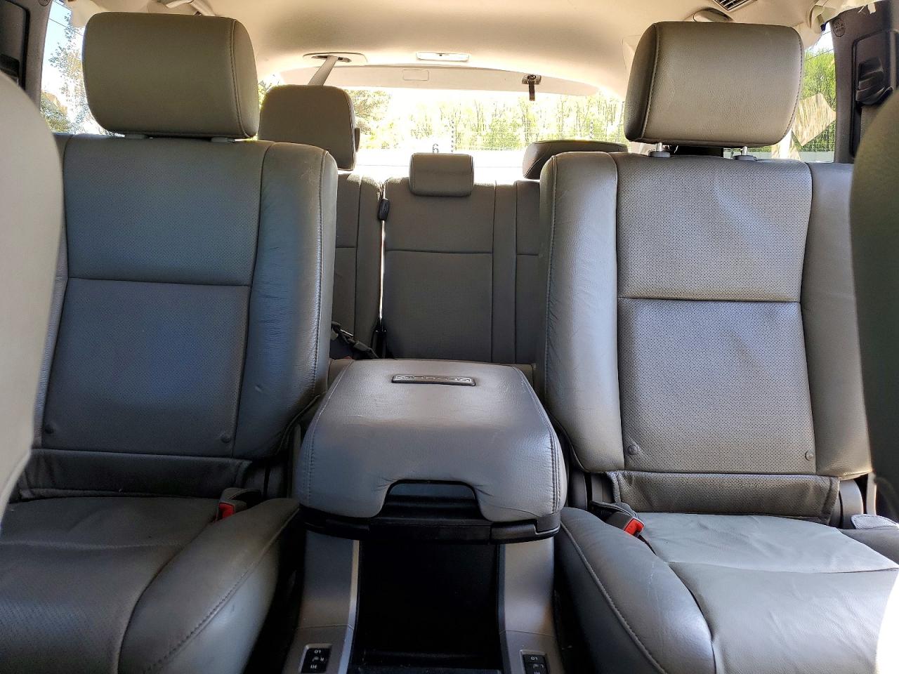 2015 Toyota Sequoia Platinum White vin: 5TDDW5G14FS117453
