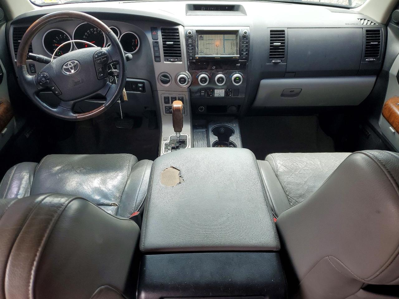 2010 Toyota Sequoia Platinum Black vin: 5TDDW5G15AS034526
