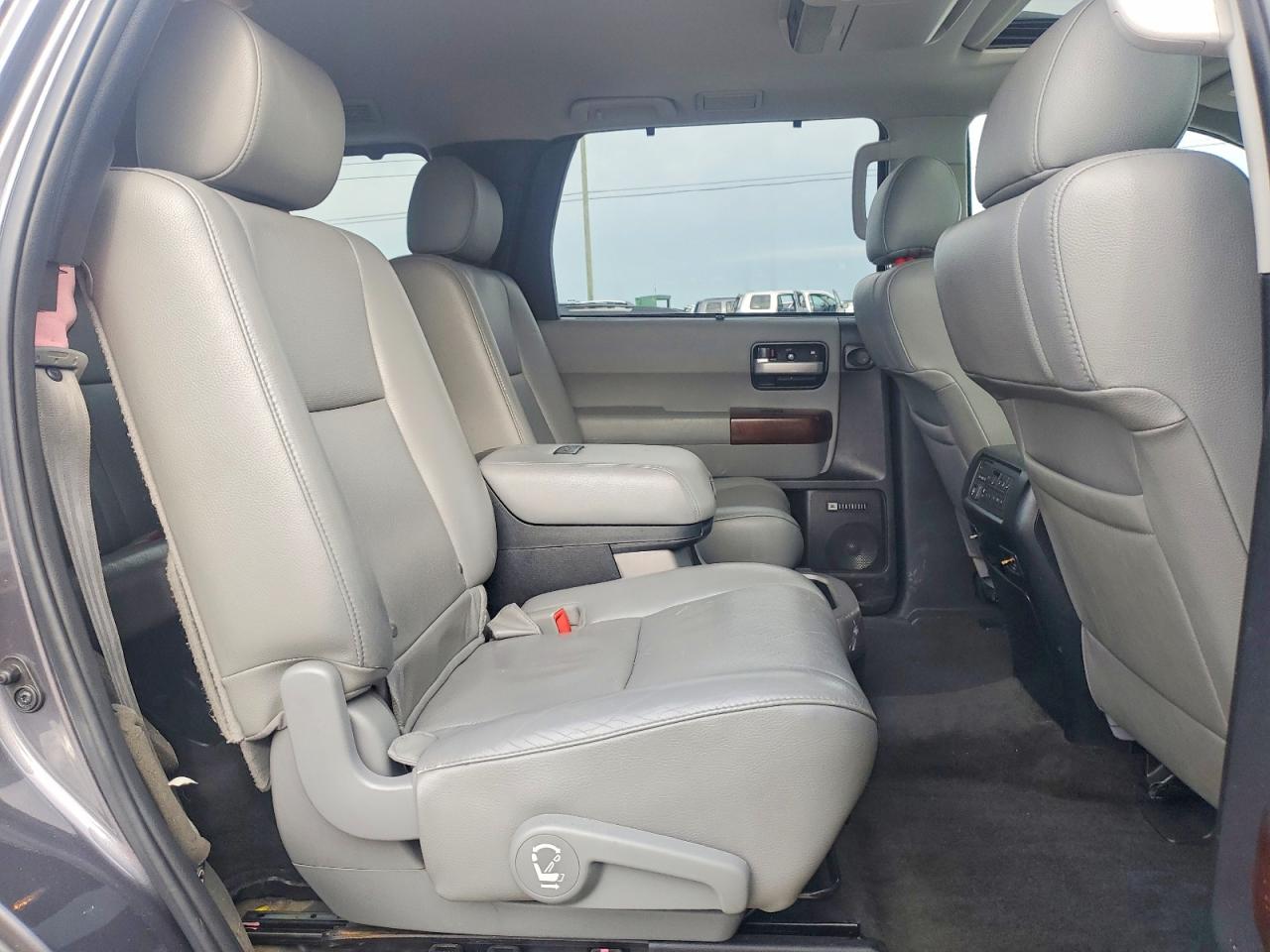 2012 Toyota Sequoia Platinum Charcoal vin: 5TDDW5G15CS072597