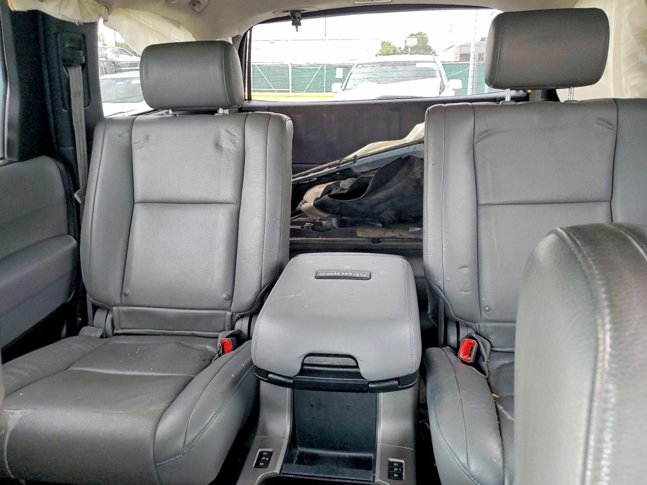 2010 Toyota Sequoia Platinum Gray vin: 5TDDW5G16AS032249