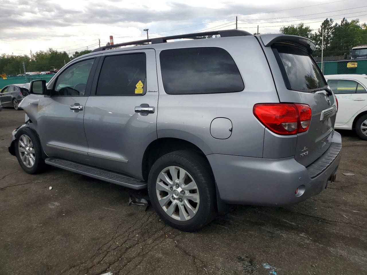 2010 Toyota Sequoia Platinum Gray vin: 5TDDW5G16AS032249