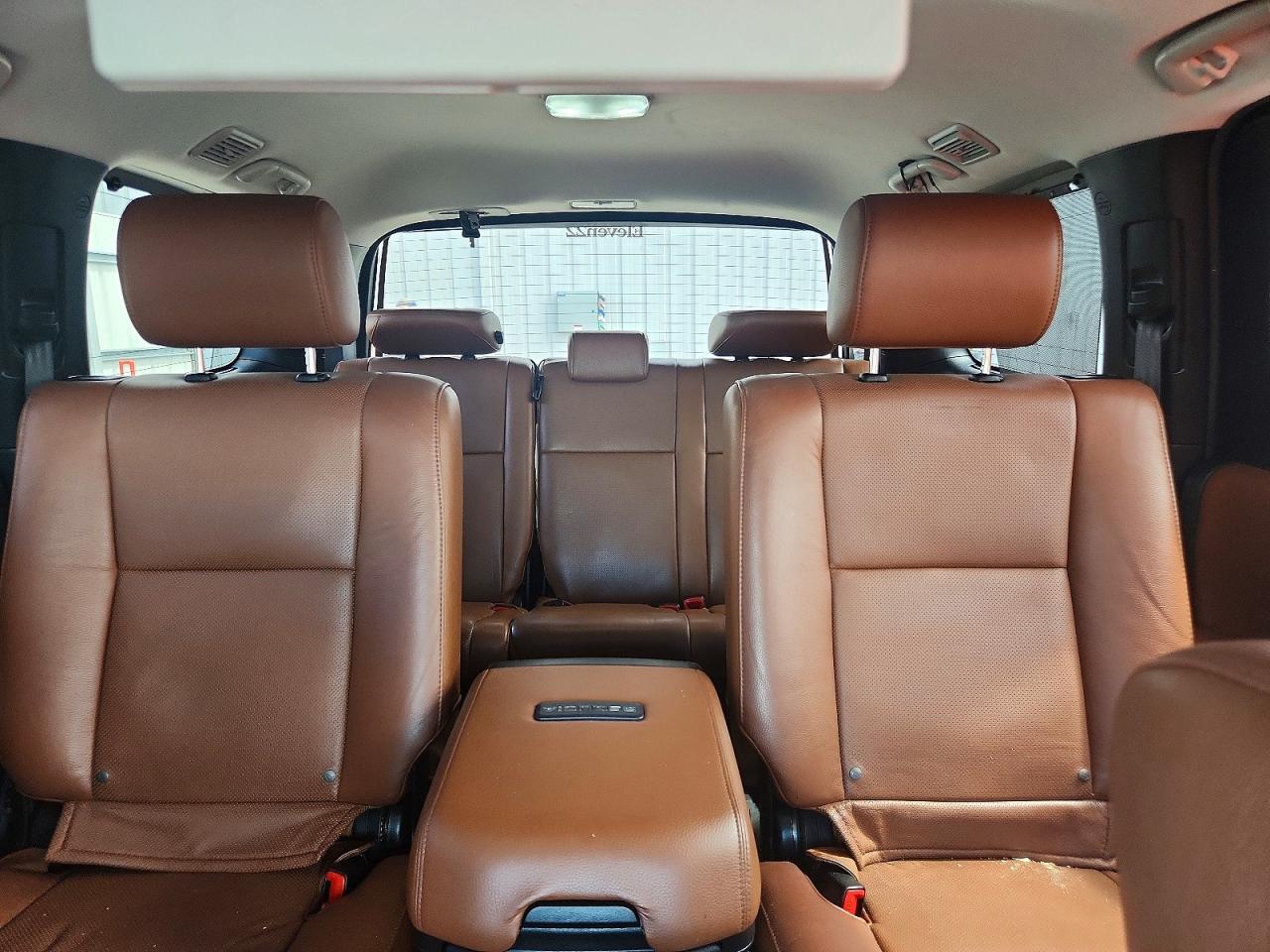2014 Toyota Sequoia Platinum Золотой vin: 5TDDW5G17ES106414
