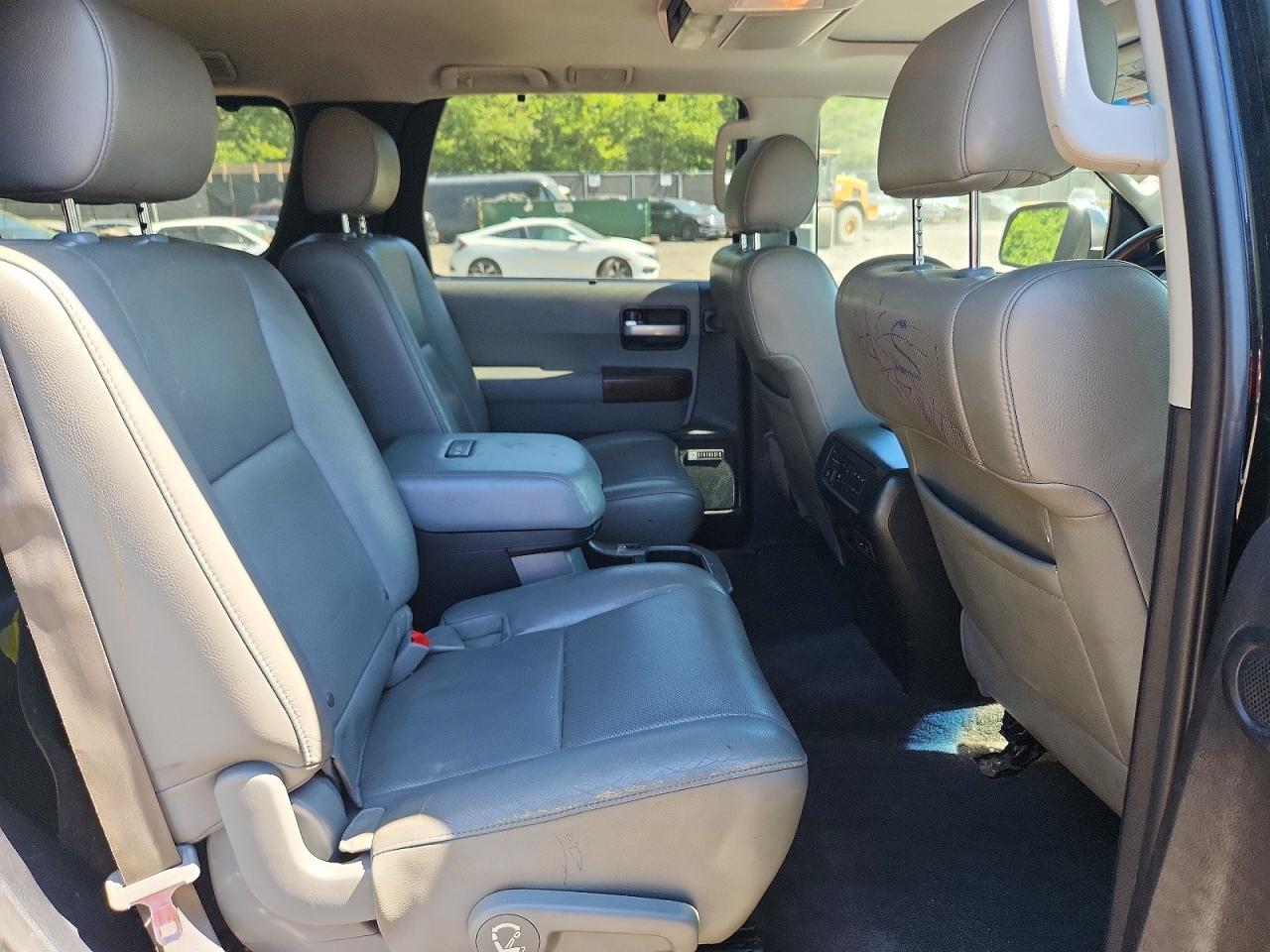 2012 Toyota Sequoia Platinum Black vin: 5TDDW5G18CS071623