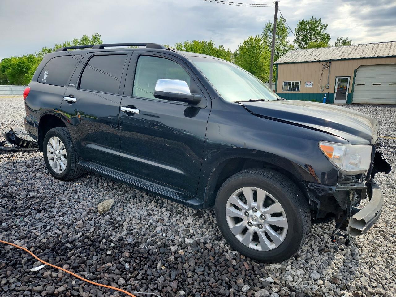 2013 Toyota Sequoia Platinum Black vin: 5TDDW5G18DS086804