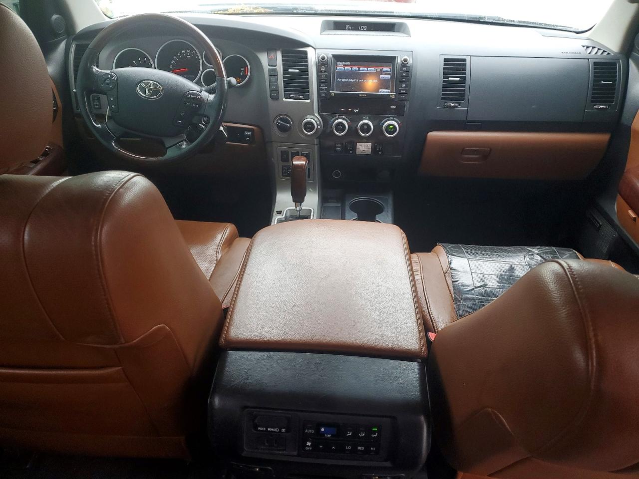2011 Toyota Sequoia Platinum Black vin: 5TDDW5G19BS050780