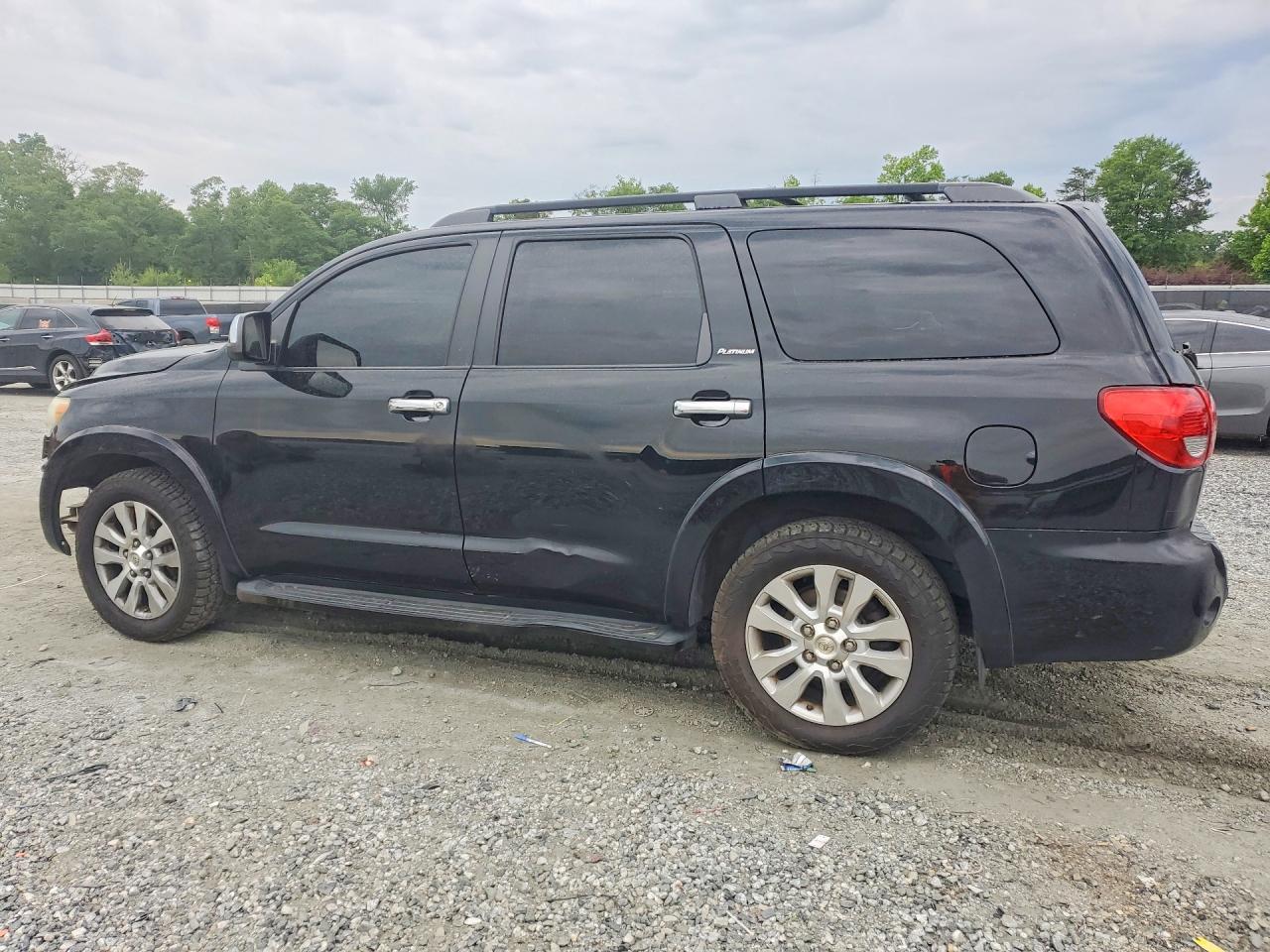 2011 Toyota Sequoia Platinum Black vin: 5TDDW5G19BS050780