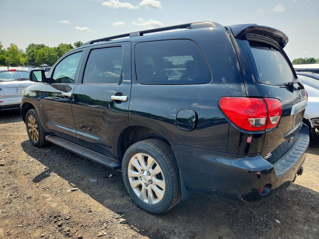 2012 Toyota Sequoia Platinum Black vin: 5TDDW5G19CS058573