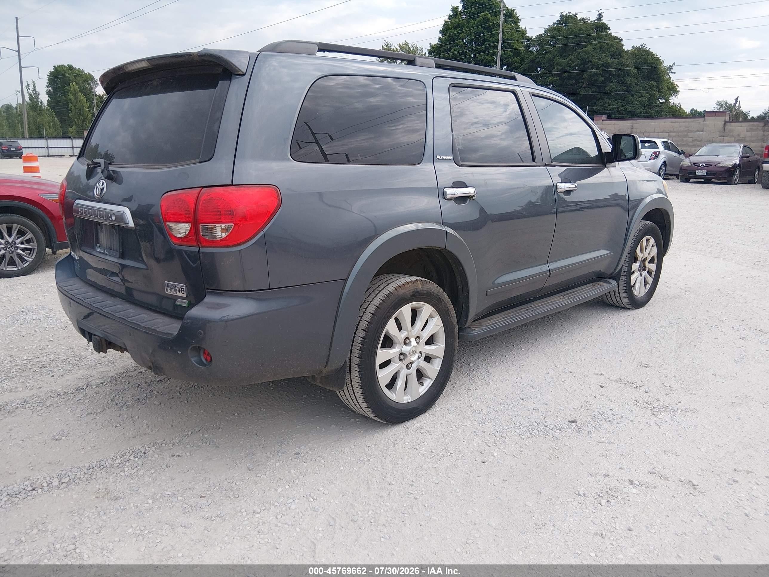 2010 Toyota Sequoia Platinum 5.7l V8 Gray vin: 5TDDW5G1XAS038510