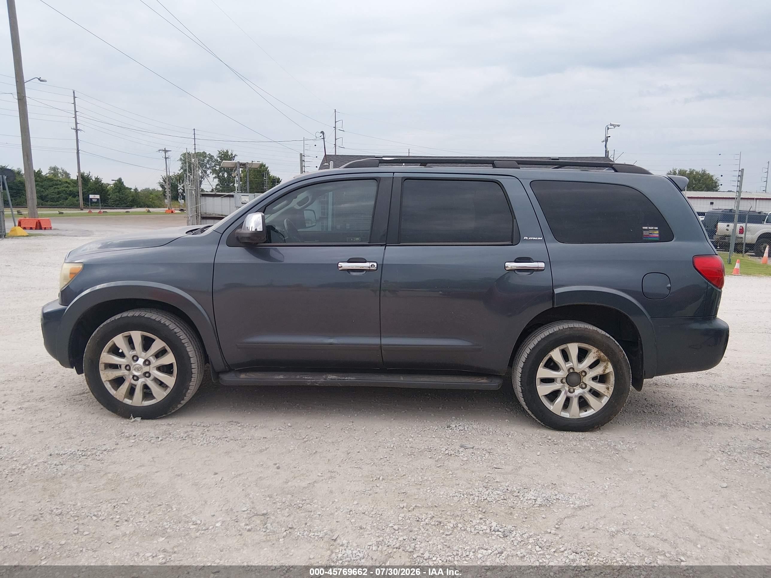 2010 Toyota Sequoia Platinum 5.7l V8 Gray vin: 5TDDW5G1XAS038510