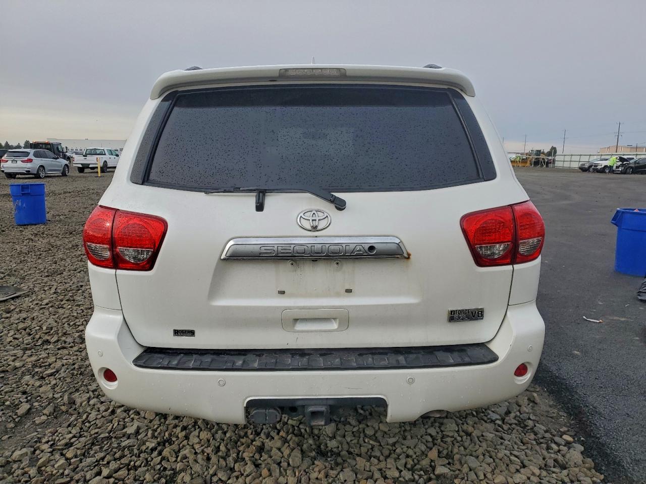 2014 Toyota Sequoia Platinum White vin: 5TDDY5G11ES096117