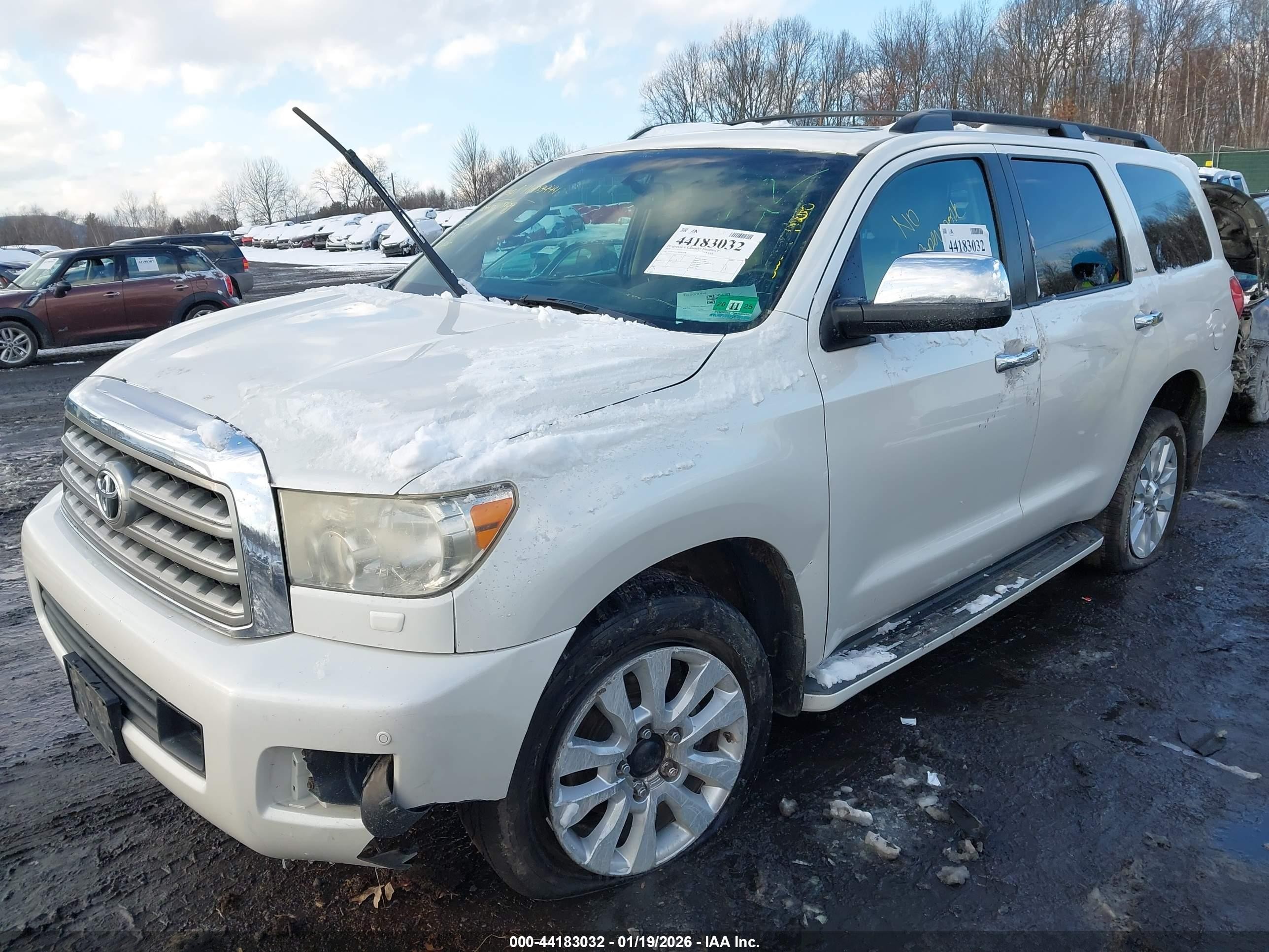 2011 Toyota Sequoia Platinum 5.7l V8 White vin: 5TDDY5G15BS045098