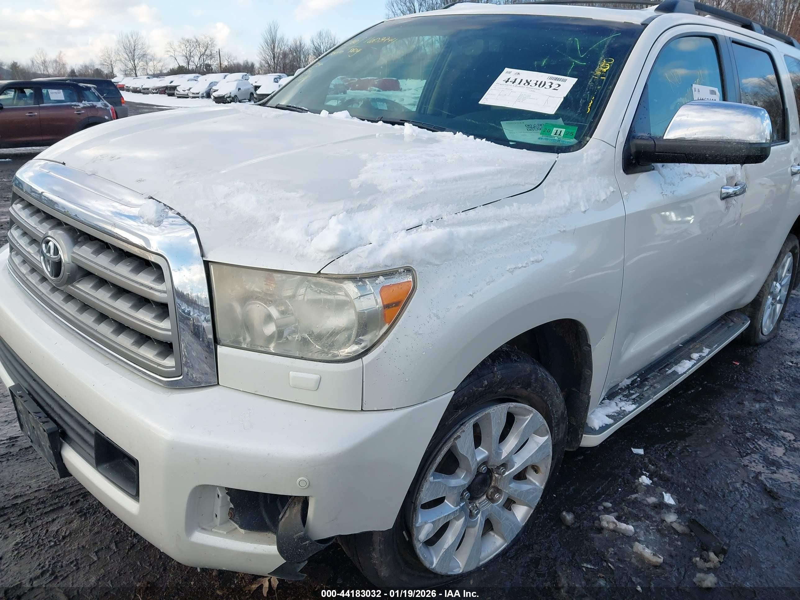 2011 Toyota Sequoia Platinum 5.7l V8 White vin: 5TDDY5G15BS045098