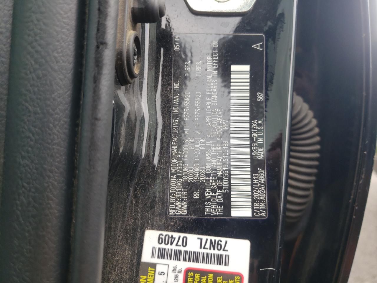 2014 Toyota Sequoia Platinum   Черный vin: 5TDDY5G15ES105188