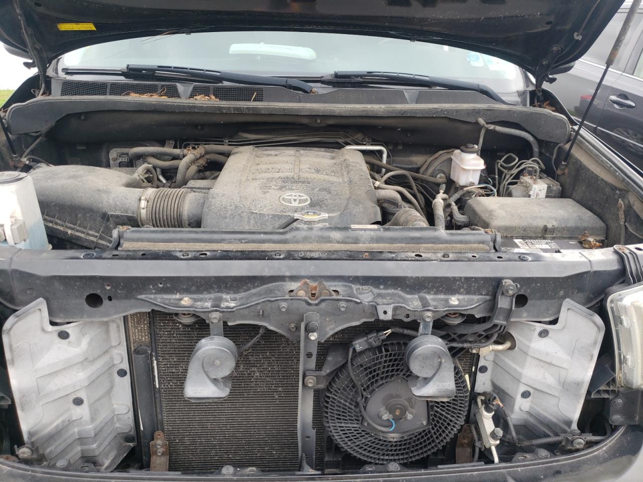 2014 Toyota Sequoia Platinum   Черный vin: 5TDDY5G15ES105188