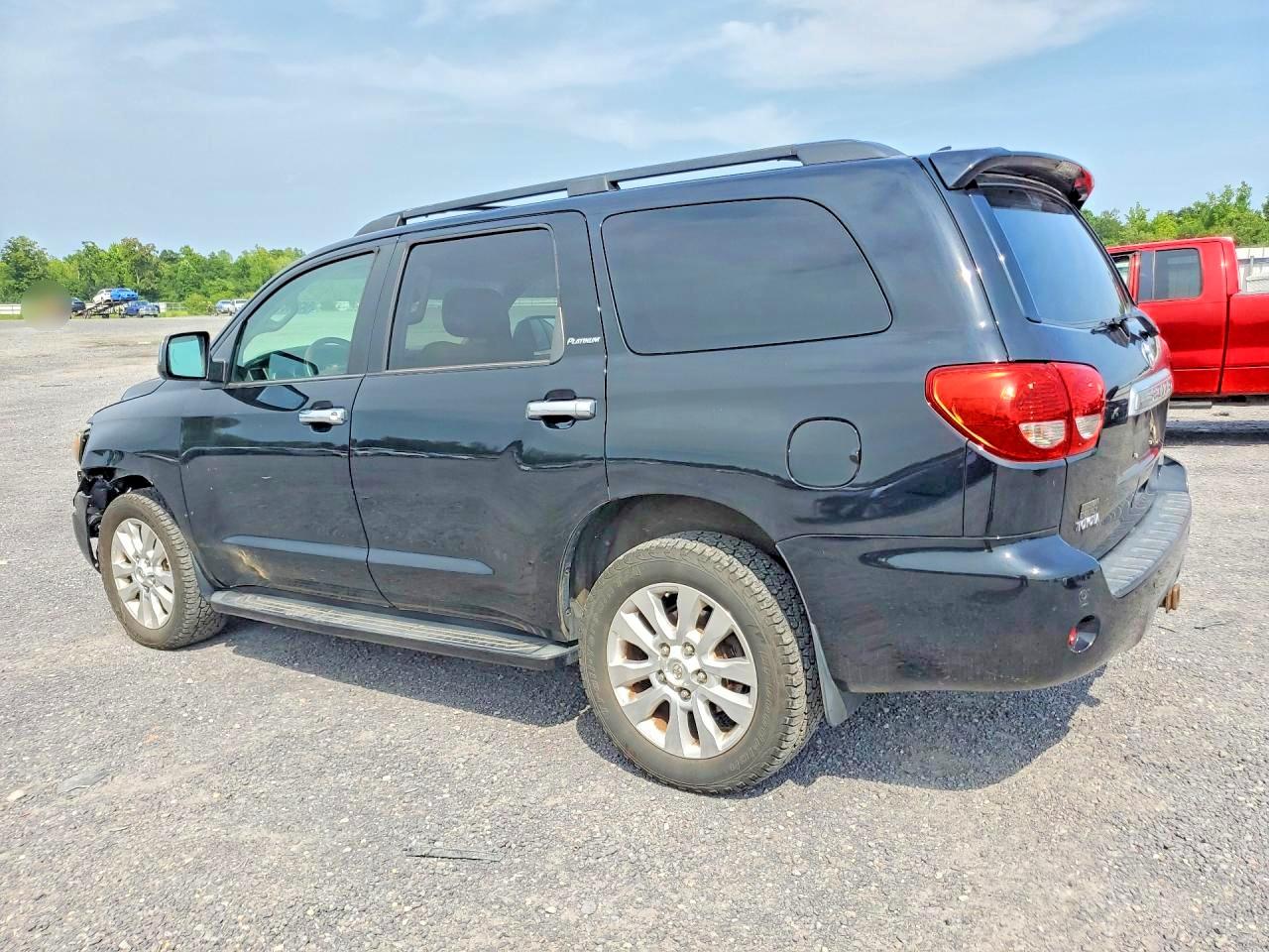 2010 Toyota Sequoia Platinum Black vin: 5TDDY5G16AS039034