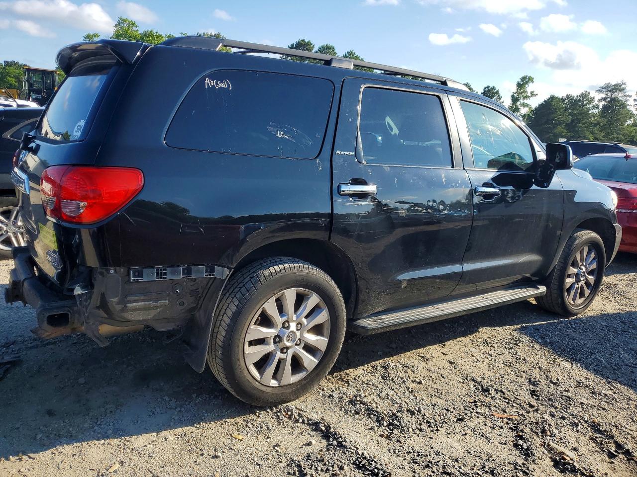 2011 Toyota Sequoia Platinum Черный vin: 5TDDY5G16BS045529