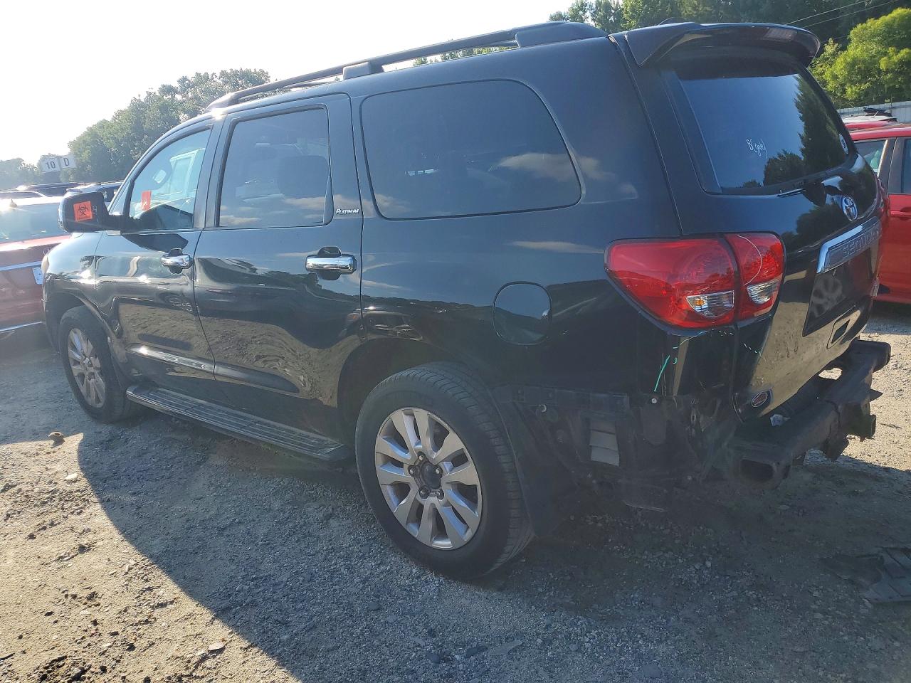 2011 Toyota Sequoia Platinum Черный vin: 5TDDY5G16BS045529