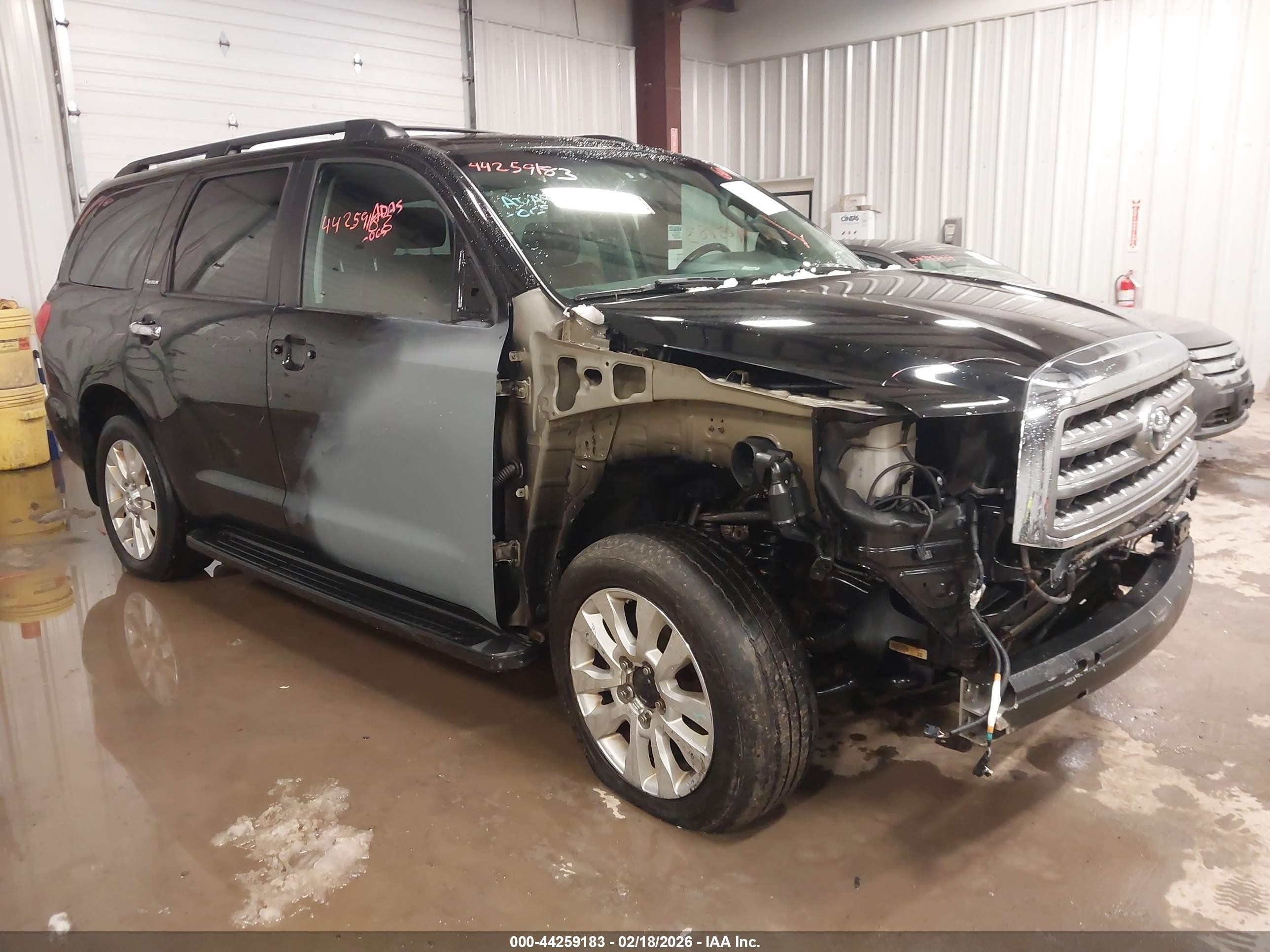 2014 Toyota Sequoia Platinum 5.7l V8 Black vin: 5TDDY5G16ES101697