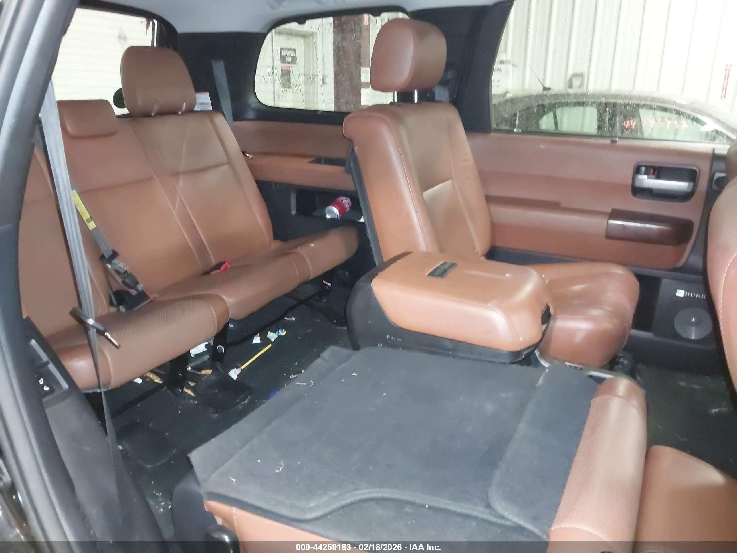 2014 Toyota Sequoia Platinum 5.7l V8 Black vin: 5TDDY5G16ES101697