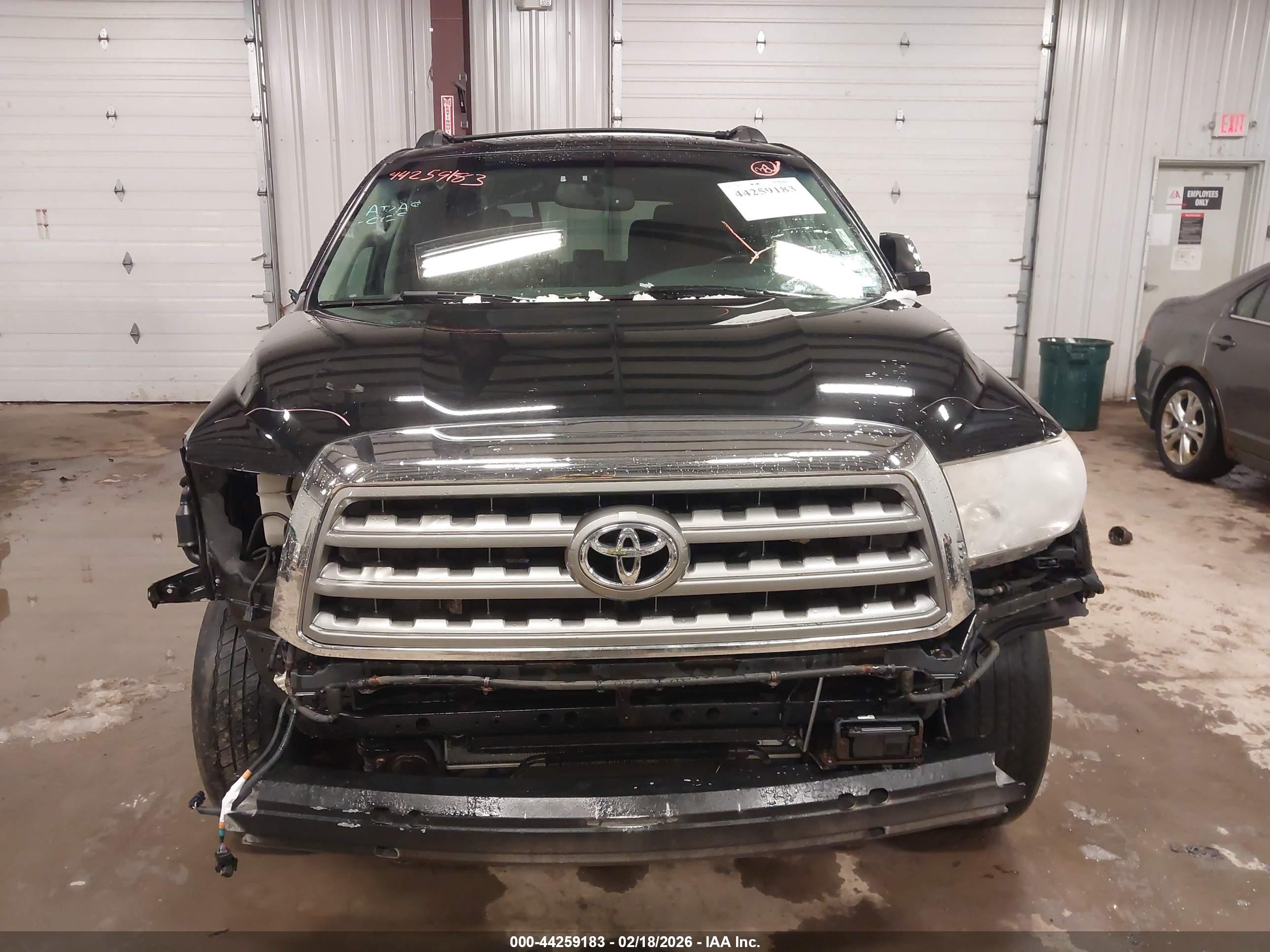 2014 Toyota Sequoia Platinum 5.7l V8 Black vin: 5TDDY5G16ES101697