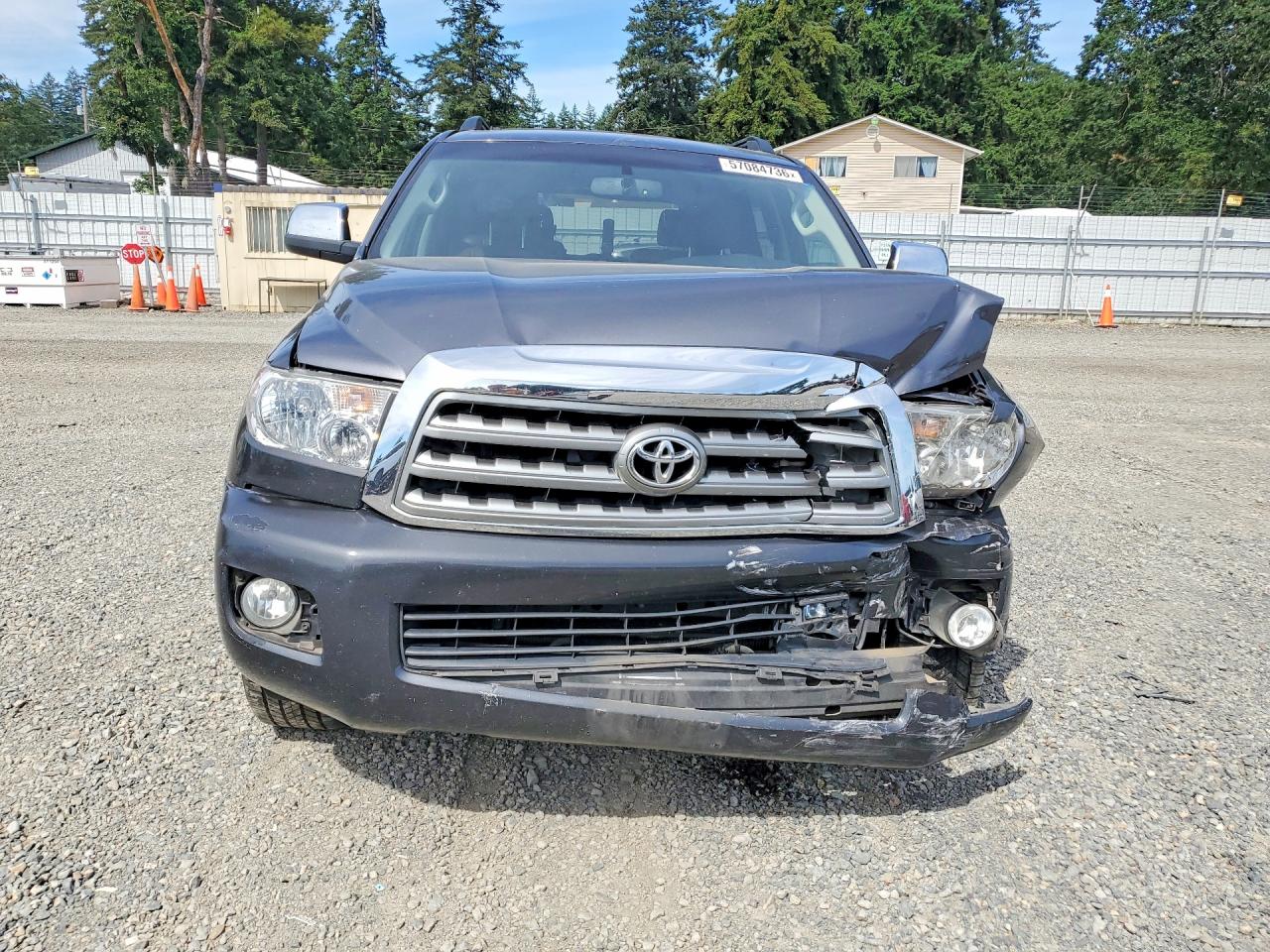 2013 Toyota Sequoia Platinum Gray vin: 5TDDY5G1XDS088676