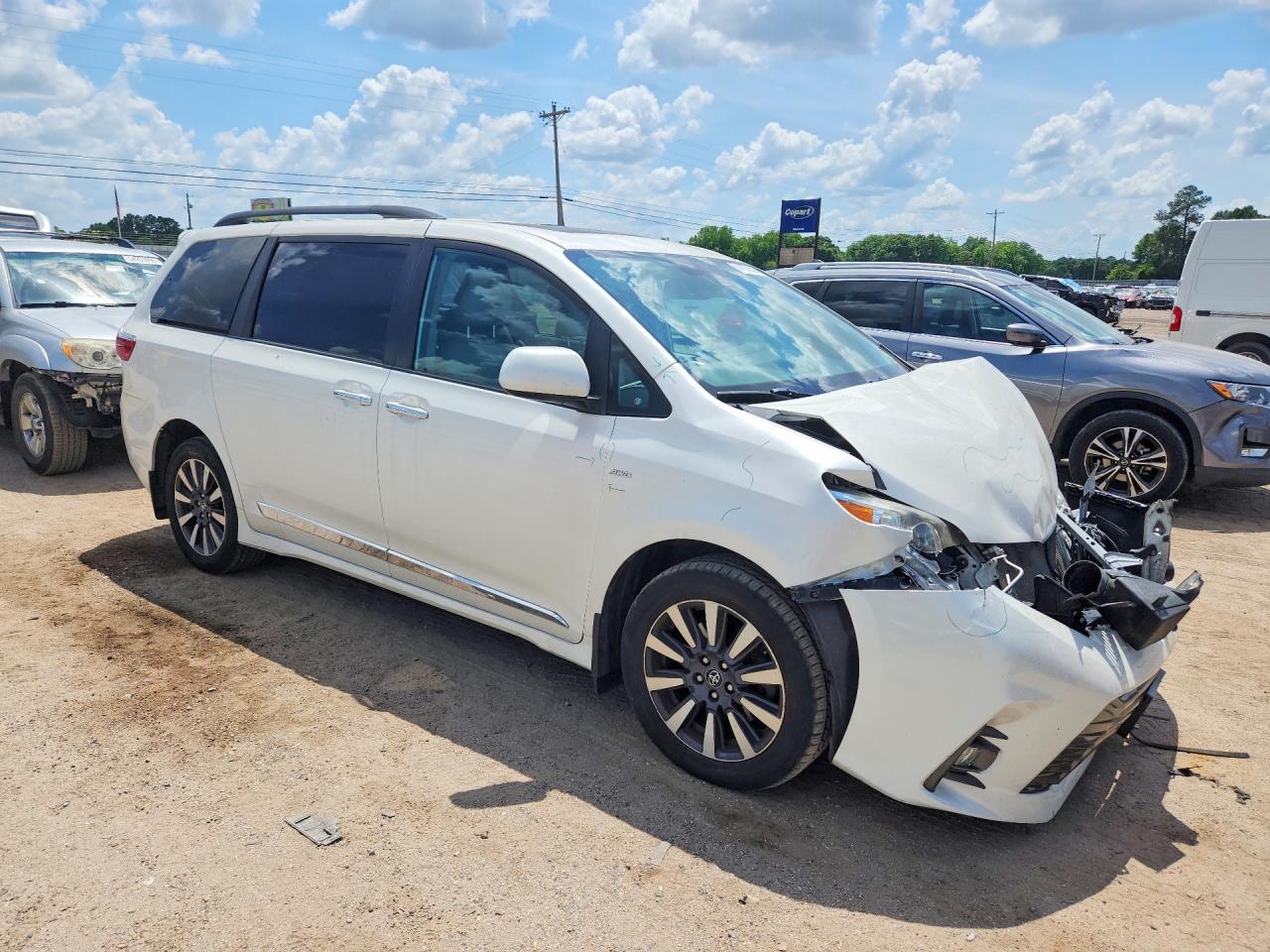 2020 Toyota Sienna Xle 7-passenger White vin: 5TDDZ3DC5LS235721