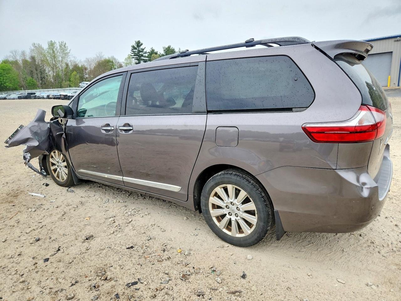 2017 Toyota Sienna Limited Premium 7-passenger Gray vin: 5TDDZ3DC9HS151621