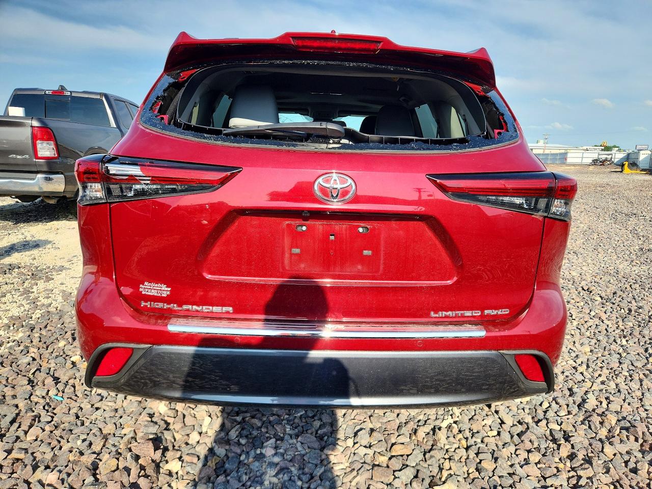 2022 Toyota Highlander Limited Красный vin: 5TDDZRBH1NS217821